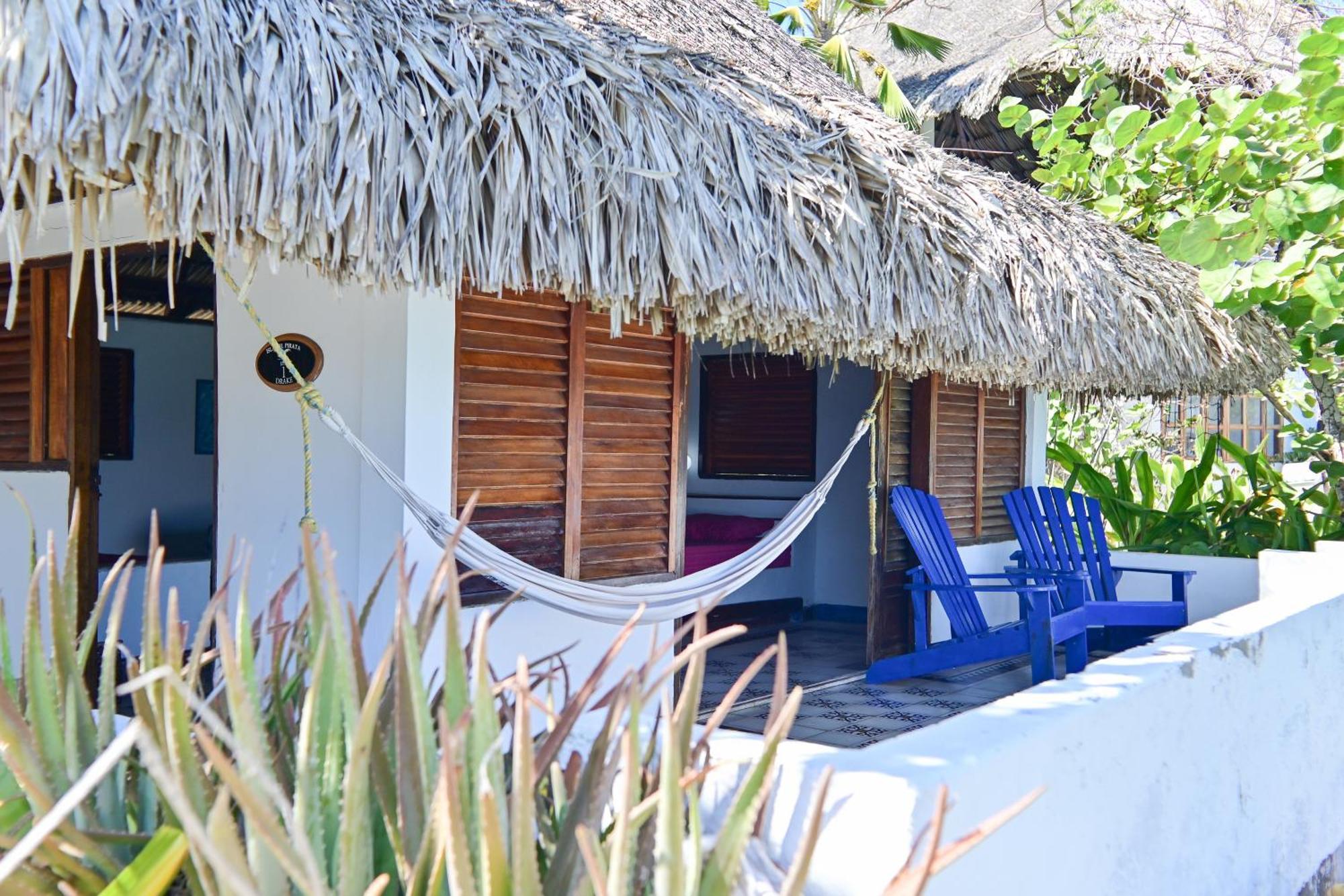 Hotel Isla Del Pirata Isla Grande  Exterior photo