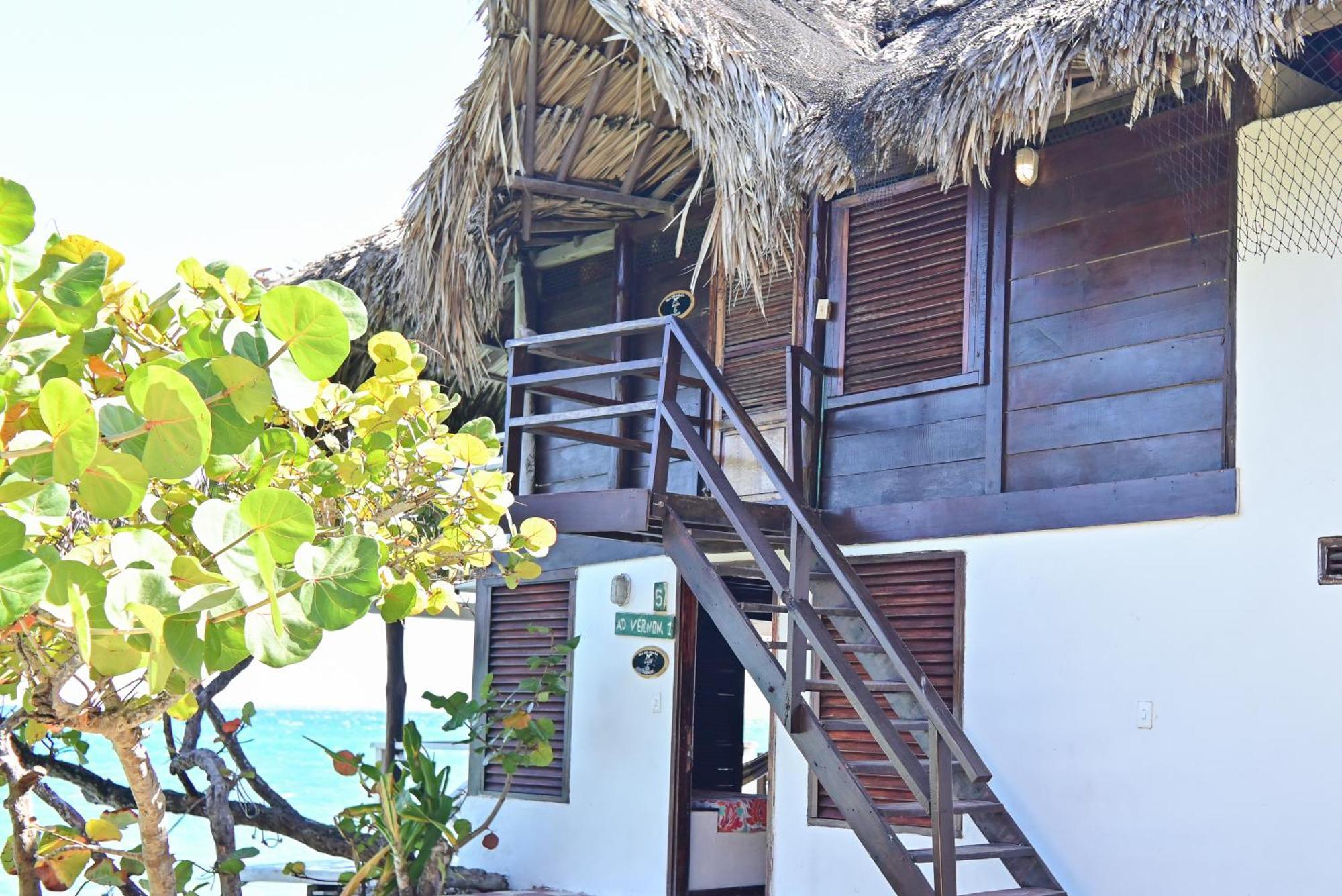 Hotel Isla Del Pirata Isla Grande  Exterior photo